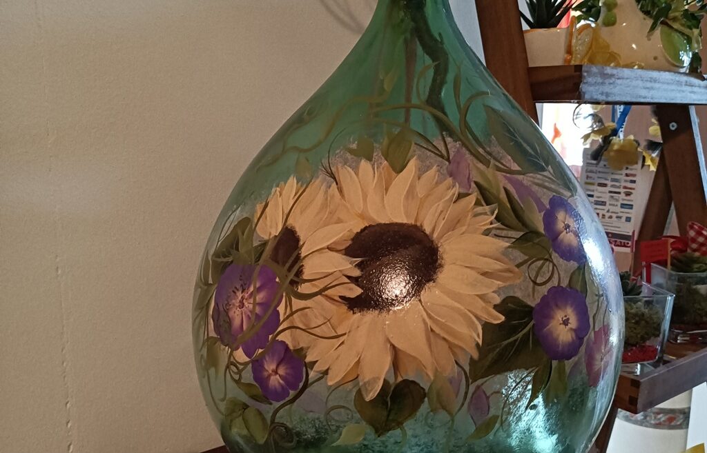 Come dipingere una damigiana di vetro